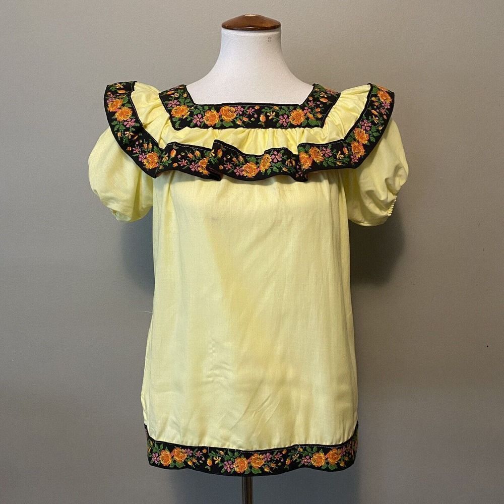 Daisy Jones And The Six, GORGEOUS Vintage Cotton Peasant Top, Cap Sleeve
